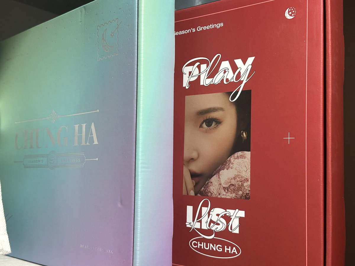 열어본.. 혹시 사진에 있는 것들 판매하면 원하시는 분들이 계실까옹? 모두 구성품 다 있고 아웃박스에 생활하자 정도 있읍니다
집 공간 부족 이슈로.. 보내야해요……