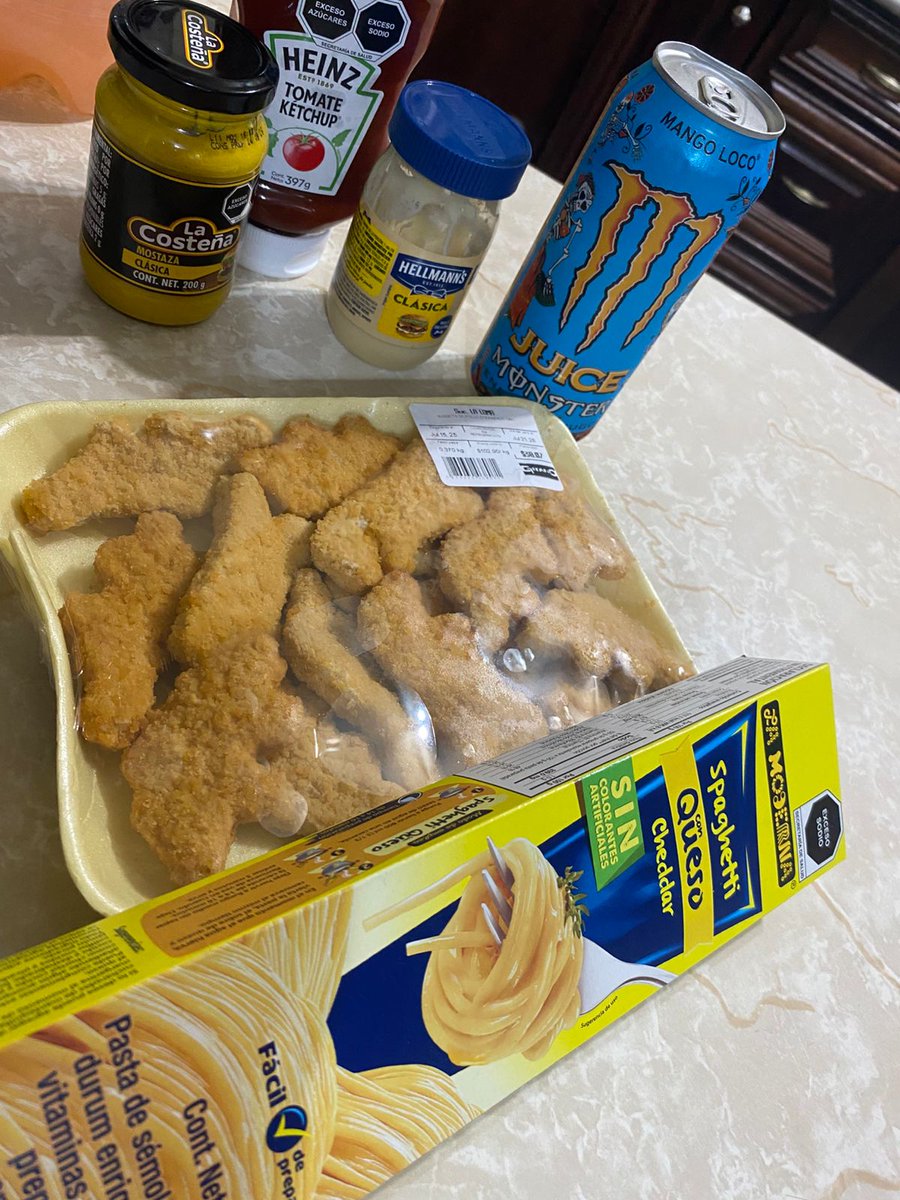 Alizer_r tweet media