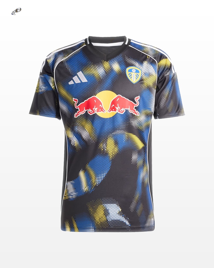 LUFCFANZ0NE's tweet photo. Leeds United’s Third Kit has appeared on the Adidas UK website, even though the club hasn’t officially unveiled it yet.

What do you think of this season’s Third Kit?👇

#LUFC https://t.co/KkpI4czXE0