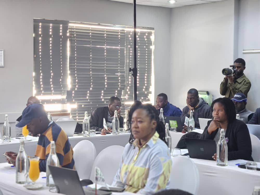 Christian Aid Zim team contributing to the Anticipatory Actions (AA) round table conversation in Zimbabwe facilitated by @START Network. AA approaches refer to humanitarian interventions implemented before the peak of a crisis based on forecasts or predictive models.