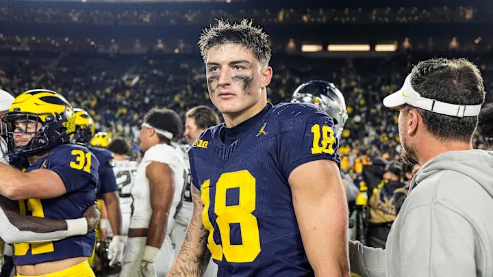 deepdiveff's tweet image. Colston Loveland has the potential to finish as TE3 overall
- 40% target rate per route in college
- 2.22 YPRR over his final two seasons
- 96th percentile separation rate
- Can line up anywhere... VERSATILE
- Rookie TEs have produced w/ Ben Johnson
- Open room, 1st investment…