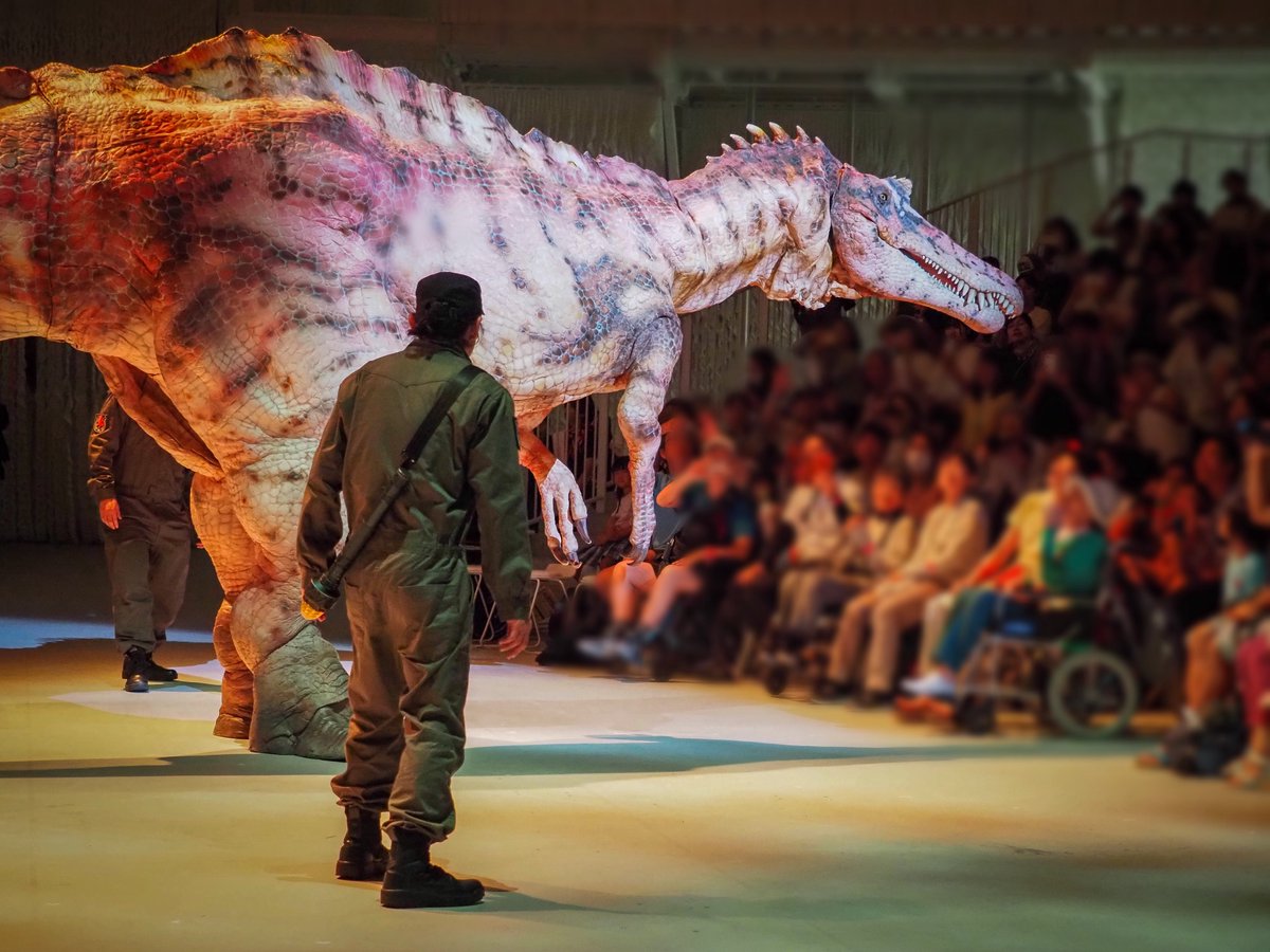 恐竜王国福井DAY

スコミムス
青い舌が魅力的