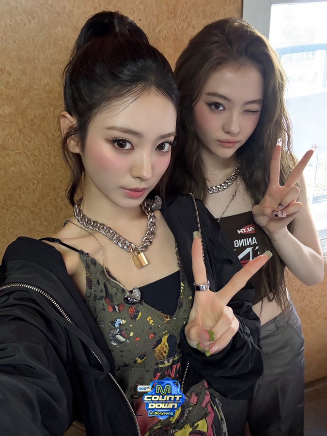 GxvLT49boAECPKV?format=jpg&name=900x900