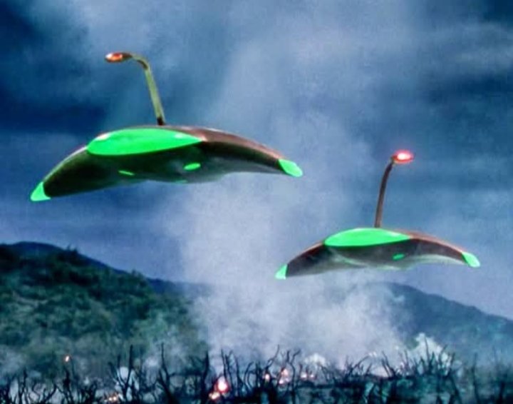 PFPCSP's tweet photo. Martian Flying War Machines.
PP👽 https://t.co/cWwHP37wvH