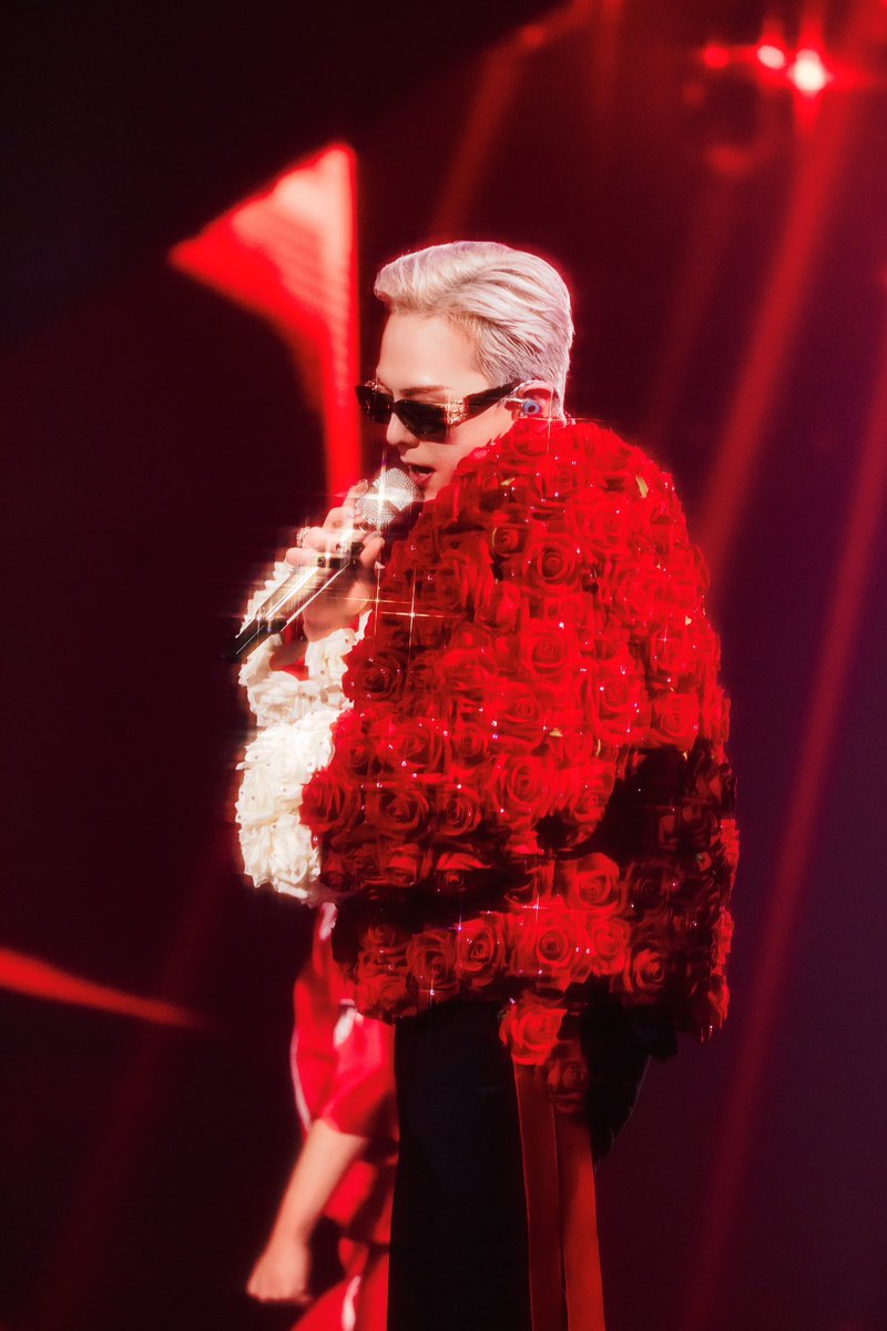 gdpdates's tweet photo. 250807 | G-DRAGON 2025 WORLD TOUR [Übermensch] IN JAKARTA BEHIND PHOTO

#GDRAGON #GD #지드래곤 #지디 https://t.co/uVw2T8LF4T