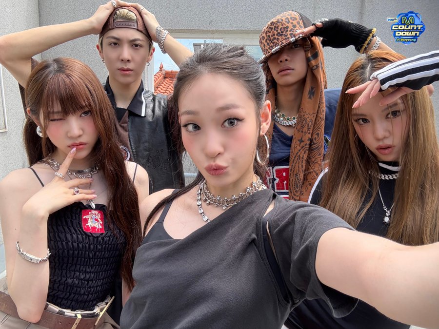 GxvOOgNaYAAUzGd?format=jpg&name=900x900