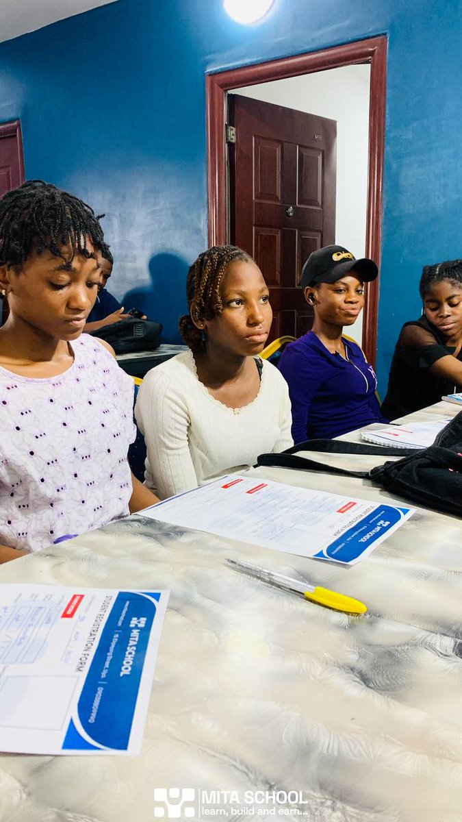 MitaSchool's tweet image. We’re halfway through the program, and the growth we’ve seen is amazing 🔥 

The kids are building confidence, exploring creativity, and learning to solve problems.🤭🧑‍💻

Few slots left till next week. Don’t wait. 🫵✍️

#KidsInTech #Mitaschool #Holidayprogramsforkids