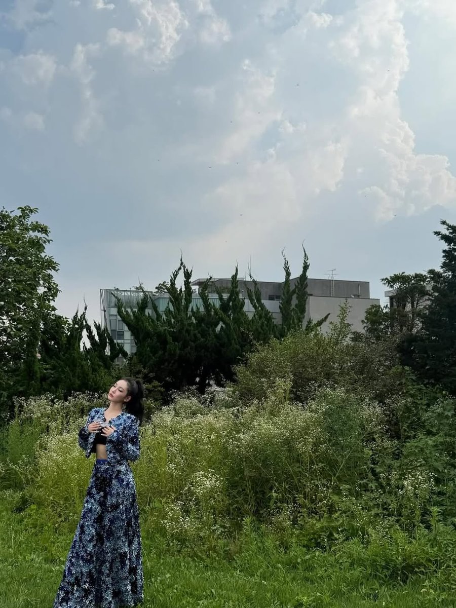 ningning tweet media