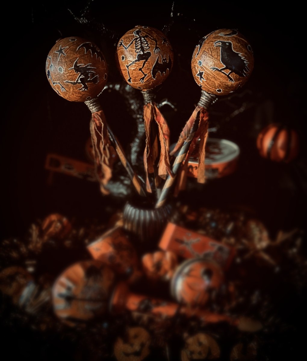 TheHallowreena's tweet photo. Hand crafted, Primitive Halloween Noisemakers styled after the early 20th century Tin Lithograph makers like J. Chein &amp; Co., Kirchhof Manufacturing, T. Cohn, and U.S. Metal Toy Manufacturing Co. Available starting Sept 1st on https://t.co/G2n54d698a https://t.co/2j4BLJ6hl6