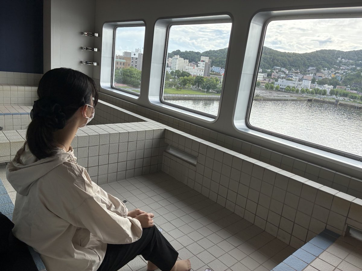 接軜海峡ãã§ãªãŒãå
¬åŒã (@tsugarukaikyo_f) on Twitter photo ããã«ã¡ã€ãããâª
ããããææ¥8/8ããã«ãŒã°ã¬ã€ã¹ããå°±èªð¢âš
æ¬æ¥ã¯å°±èªåå€ïŒãšããããšã§
ç¹å¥ã«ãã«ãŒã°ã¬ã€ã¹å®¢å®€å
ã®æ§åããå±ãããŸãð
ã¿ãªããŸãææ¥ã®å°±èªããæ¥œãã¿ã«ïŒïŒð¬
#接軜海峡ãã§ãªãŒ #ãã«ãŒã°ã¬ã€ã¹ ããã«ã¡ã€ãããâª
ããããææ¥8/8ããã«ãŒã°ã¬ã€ã¹ããå°±èªð¢âš
æ¬æ¥ã¯å°±èªåå€ïŒãšããããšã§
ç¹å¥ã«ãã«ãŒã°ã¬ã€ã¹å®¢å®€å
ã®æ§åããå±ãããŸãð
ã¿ãªããŸãææ¥ã®å°±èªããæ¥œãã¿ã«ïŒïŒð¬
#接軜海峡ãã§ãªãŒ #ãã«ãŒã°ã¬ã€ã¹