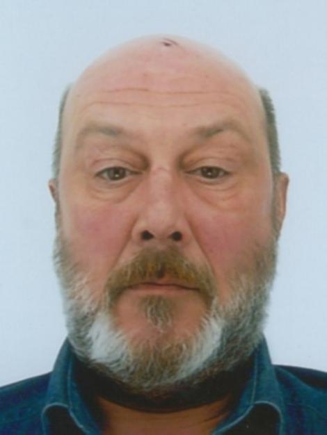 #policijameklē bezvēsts prombūtnē esošo 1968. gadā dzimušo Andreju Paroli, kurš pēdējo reizi redzēts šā gada aprīlī, Rīgā, Ķengaragā. Iespējams, aizbraucis uz Daugavpili.
☎️Ja zini vīrieša atrašanās vietu, zvani 67086678 vai 112!