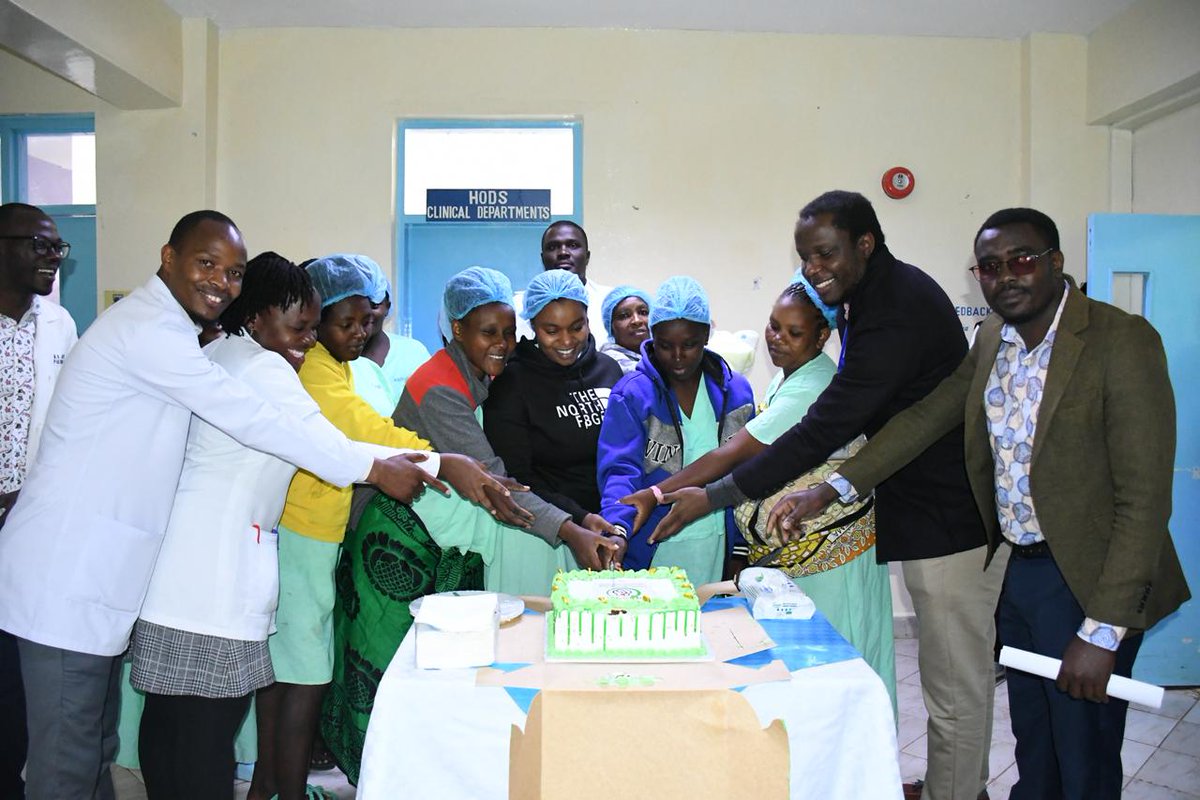 Mwaikibaki_hosp's tweet image. 🎉 Wrapping up #wbw2025 
After a week of impactful sensitizations, we close #WorldBreastfeedingWeek2025 with a joyful cake-cutting session alongside our breastfeeding mothers.
When we support breastfeeding, we support healthier families and a stronger future 🍼
#MKRHCares