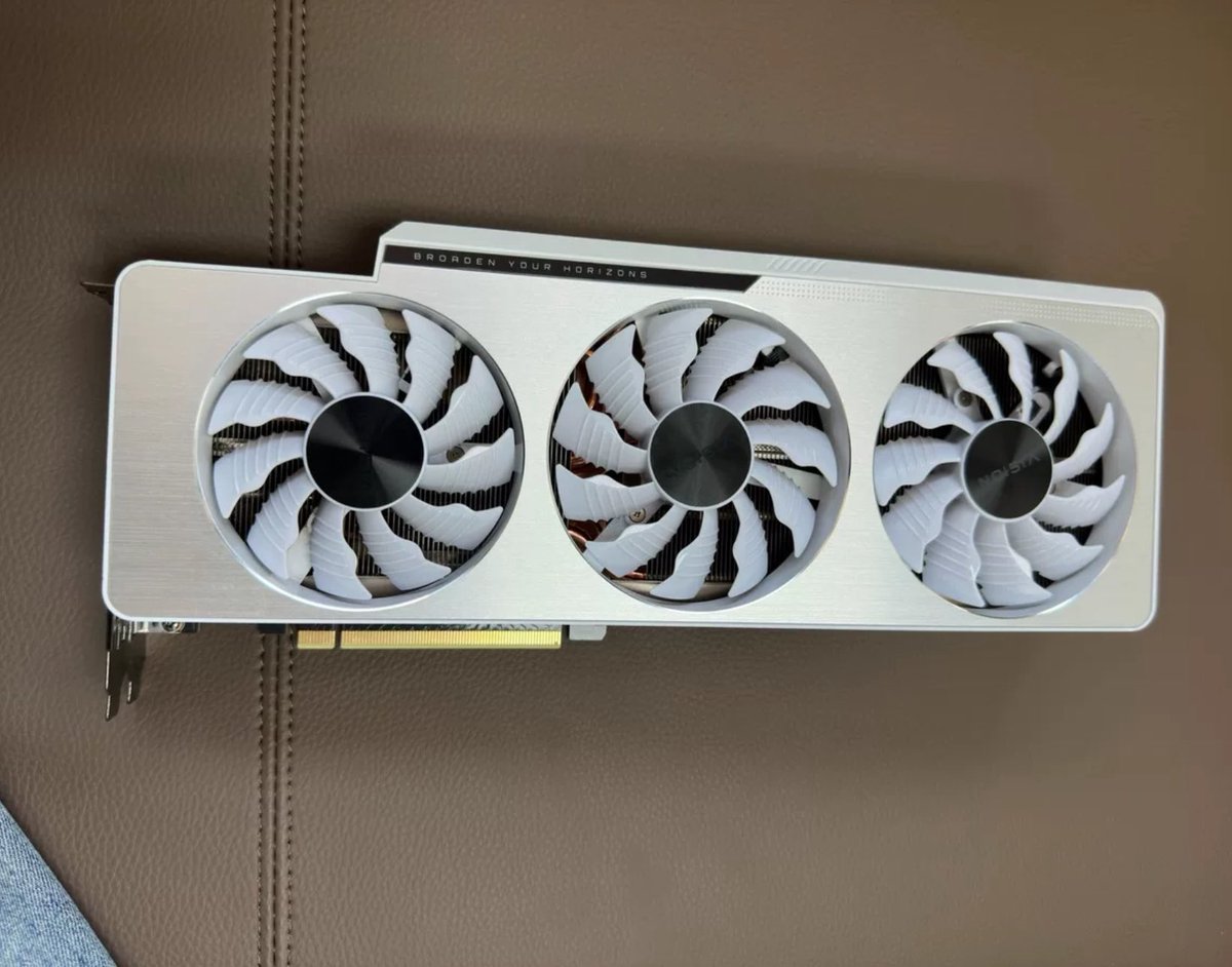 Gigabyte RTX 3080 20GB Vision Ai向改造品 RTX 3080 20GB 改造品、注文販売中！