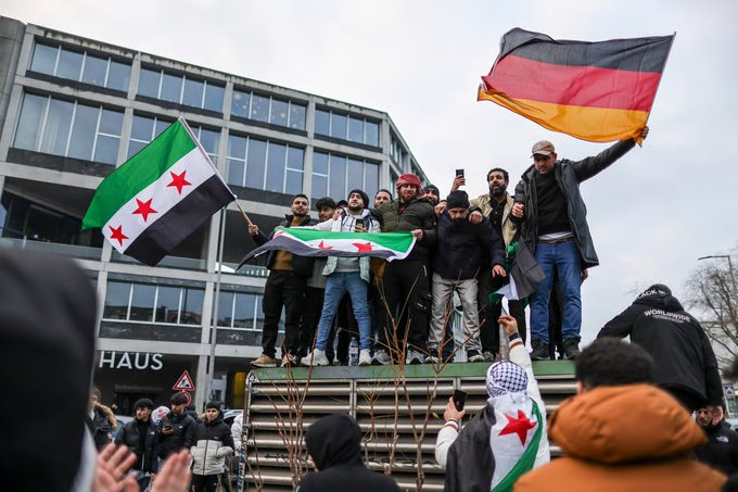 Fewer than 4,000 Syrians have returned from Germany to Syria following the fall of Assad in December 2024, according to ARD.

Germany took in around 1 million Syrian refugees during the civil war. Despite regime change in Damascus, only a small fraction have returned, and Just