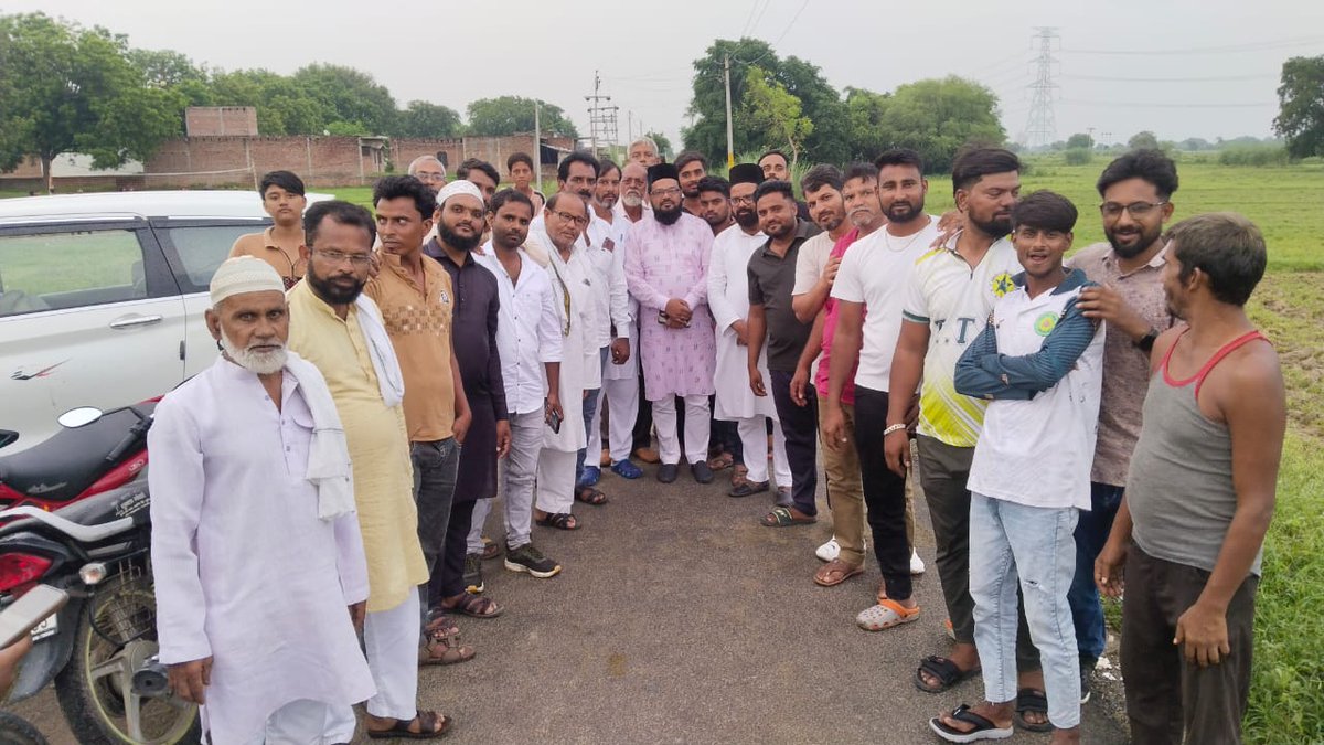 jafarkh70504156's tweet image. जय मीम, जय भीम
#Aimim जिन्दाबाद, राष्ट्रीय अध्यक्ष माननीय @asadowaisi साहब जिन्दाबाद, प्रदेश अध्यक्ष माननीय @imshaukatali साहब जिन्दाबाद, बुन्देलखण्ड अध्यक्ष माननीय सादिक अली साहब जिन्दाबाद, बुन्देलखण्ड उपाध्यक्ष हज़रत अल्लामा मौलाना पीर सलमान अहमद क़ादरी साहब जिन्दाबाद,…