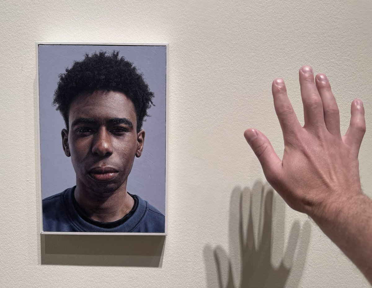 For scale #nationalportraitgallery #london #herbertsmithfreehillskramerportraitaward #london #exhibition