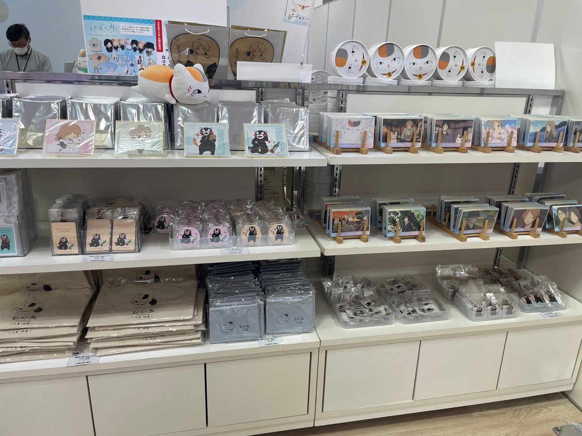 🍃お知らせ🍃
いよいよ明日から開催🎉
＼夏目友人帳 in SAKURA MACHI Kumamoto／
設営の様子をチラリとお見せいたします👀

詳細はこちら👇
sakuramachi-kumamoto.jp/natsumeyujinch…

#夏目友人帳 #熊本 #人吉 #球磨