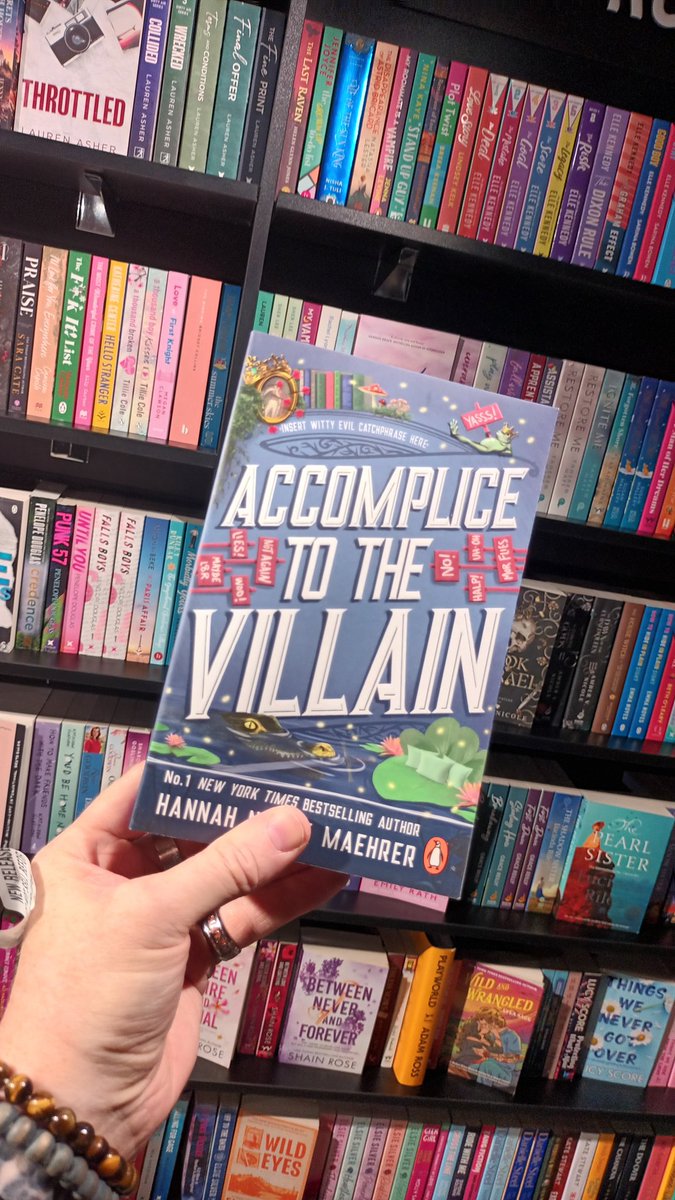 hmvBelfast's tweet photo. #newrelease books out today
All these excellent titles are available instore now in our new bookshop
#joshwinning #headswillroll #jtgeissinger #penpal 
#hannahmaehrer 
#accomplicetothevillain 
#pocketbook #anime #horror 
#romance #fantasy #books #reading https://t.co/vetoV28U4n