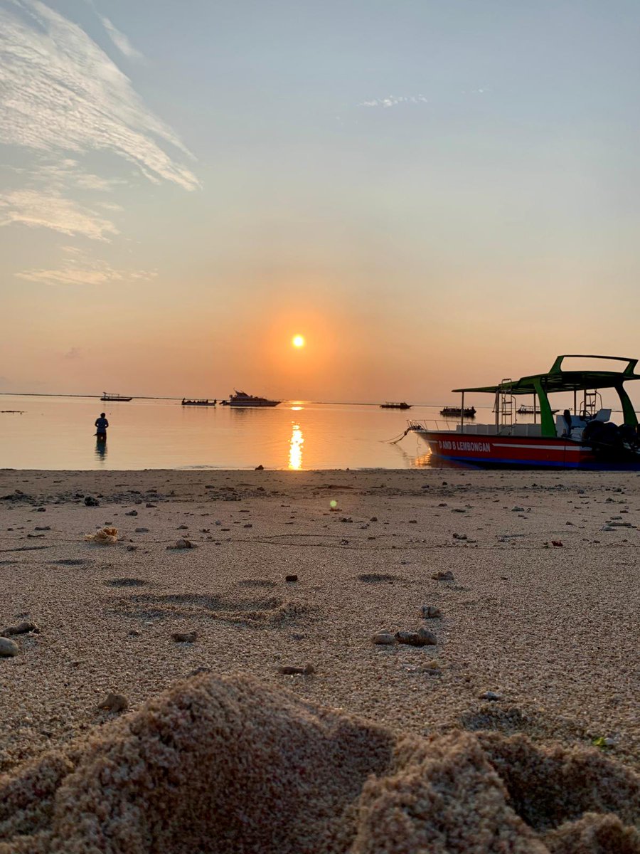 While Flexxible members enjoy a well deserved summer break, our platforms and services are up and running 24/7. We wish everyone who's enjoying them this August a happy summer vacations... rest assured, your automated IT operations and DEX management are safe with Flexxible.