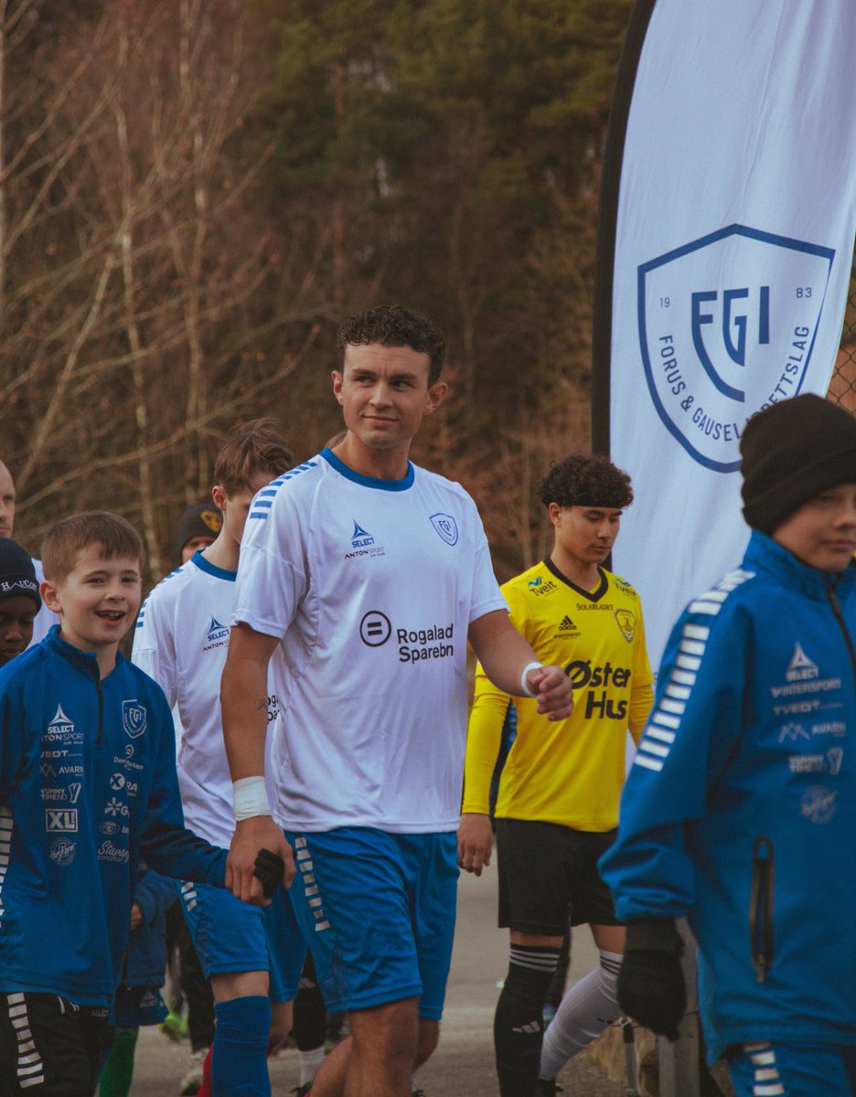 Ask Christiansen tweet media