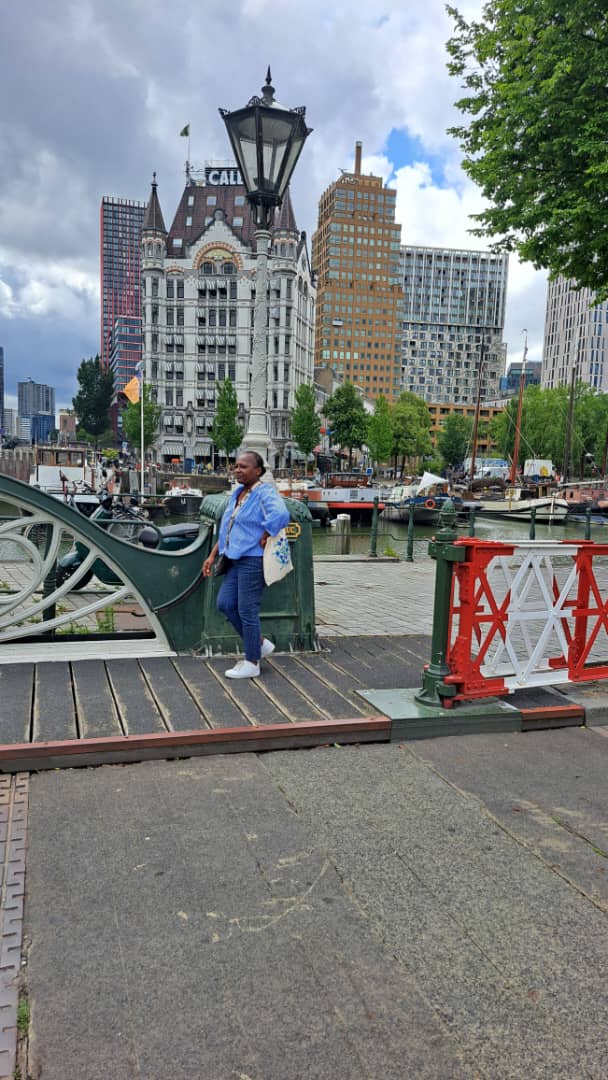 kwachalelo's tweet image. ..architects came
for a convention 
stayed...
#Rotterdam #brownies #vss365 #kwachalelo