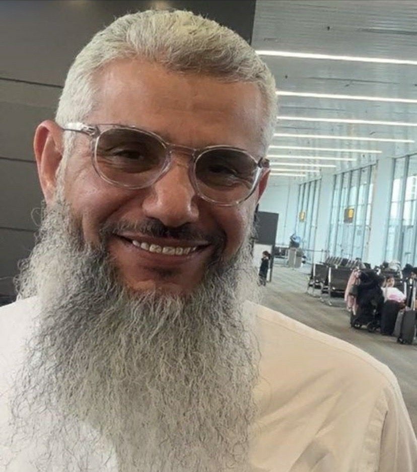 emem1433's tweet photo. الحمدلله حمداً كثيراً طيباً مُباركاً فيه ،
 اللهُمَّ اجعلها عودة أمانٍ لا يُكدرها حزن ، و بداية خير لا يعقبها ألم 🤍🤍🤍
#حميدان_التركي https://t.co/f2OD3Pae9m