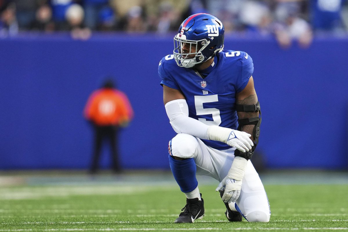 Big Blue Film Room (@bigbluefilmroom) on Twitter photo "Kayvon Thibodeaux is having a strong camp," per <a href="/GiantInsider/">The Giant Insider Podcast and Newspaper</a>.
"Thibs is primed to have his best season." "Kayvon Thibodeaux is having a strong camp," per <a href="/GiantInsider/">The Giant Insider Podcast and Newspaper</a>.
"Thibs is primed to have his best season."