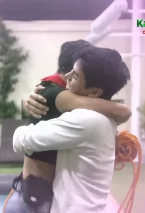 dstnchrls's tweet photo. does it ever                      just how fast 
drive you                           the night 
crazy?                                 changes https://t.co/lynw1vH7MD