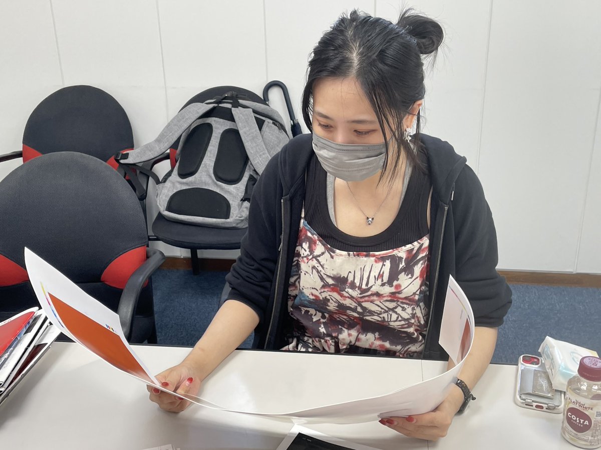 sculptors2019's tweet photo. 8月新刊『MERCURY　Entei Ryu造形作品集』大好評発売中📕

今回の作品集は、アートディレクションから写真のトリミングまですべてEntei Ryuさんご本人によるディレクショ👀色校正もすべて立ち会っていただき、徹底的に色合わせをしています。

⏩https://t.co/mqq8wT8lp3 https://t.co/NNS4oG1XIN