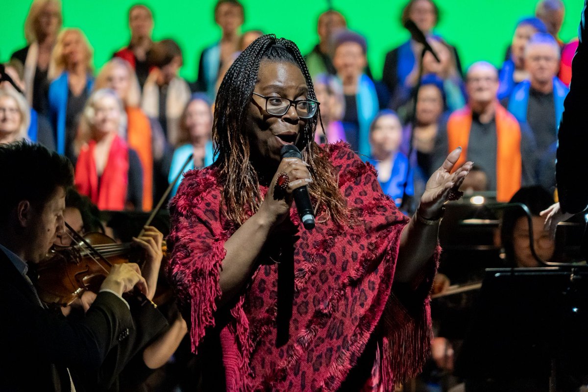 Reach Out ; Start to End Suicide tweet media