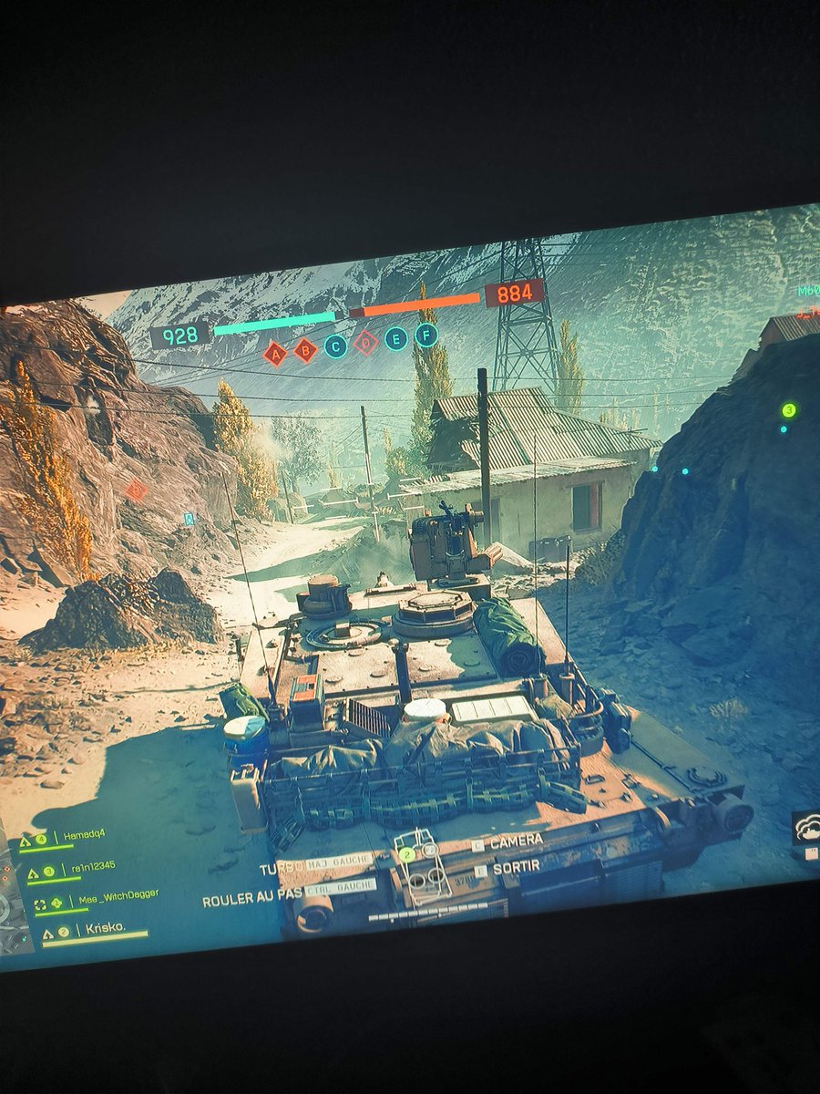 On fait un roster? <a href="/BiOs_iB/">Arnaud "BiOs" Billaudel 🇫🇷🇪🇺🇺🇦🇵🇸</a>