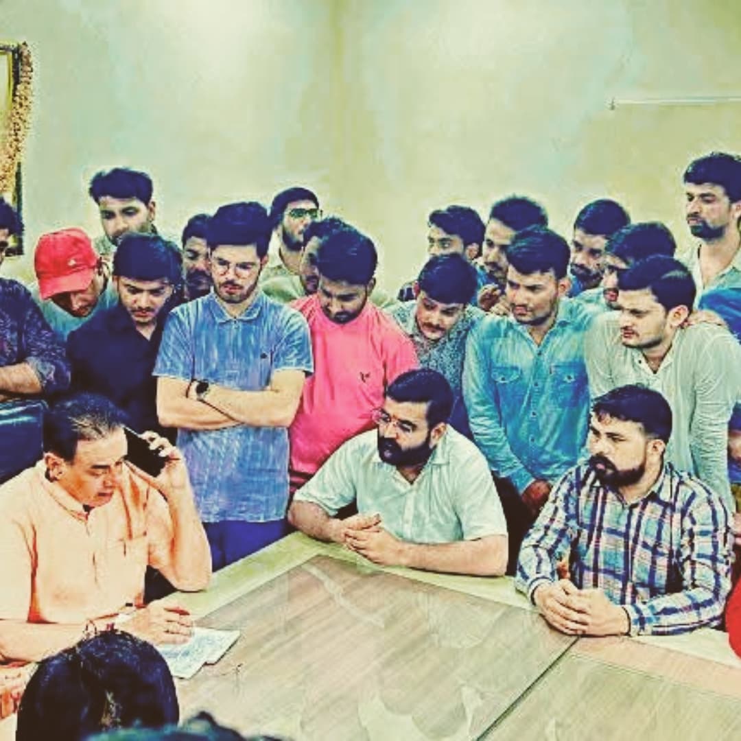 आप एक रहेंगे,मिल कर रहेंगे,टांग खिचाई नही करेंगे...तो किसी भी उद्देश्य को प्राप्त किया जा सकता है:
#हनुमान_किसान_मतलब_भरोसा 
#हनुमान_है_तो_मुमकिन_है
<a href="/alokrajRSSB/">Alok Raj</a> <a href="/RajCMO/">CMO Rajasthan</a> <a href="/BhajanlalBjp/">Bhajanlal Sharma</a> 
<a href="/HANUMANKISAN/">HANUMAN KISAN</a> @ManishG06358525
<a href="/Ravindrachdry/">Ravindra Choudhary</a>