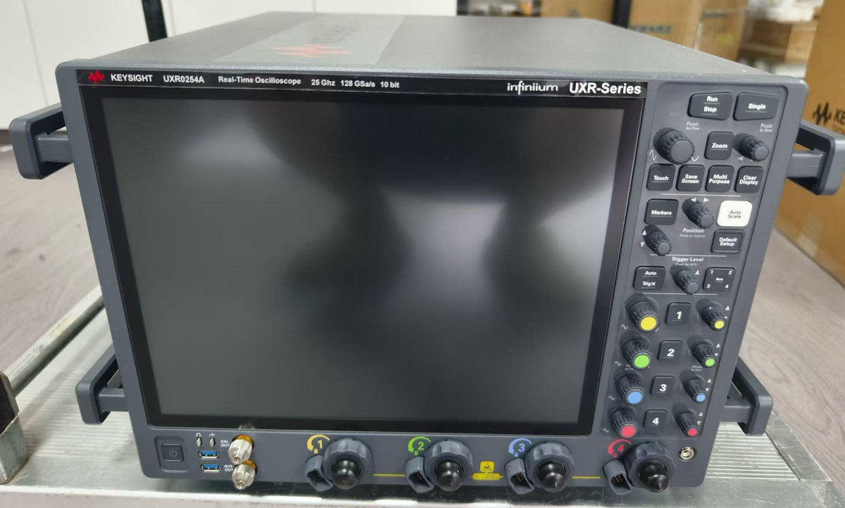 Haochen_SZ's tweet photo. FOR SALE:
Tektronix AWG7082C, OPT: 07
KEYSIGHT UXR0254A,  25Ghz
Please contact: overseasales@w95.com https://t.co/Mcrzi2Jh52