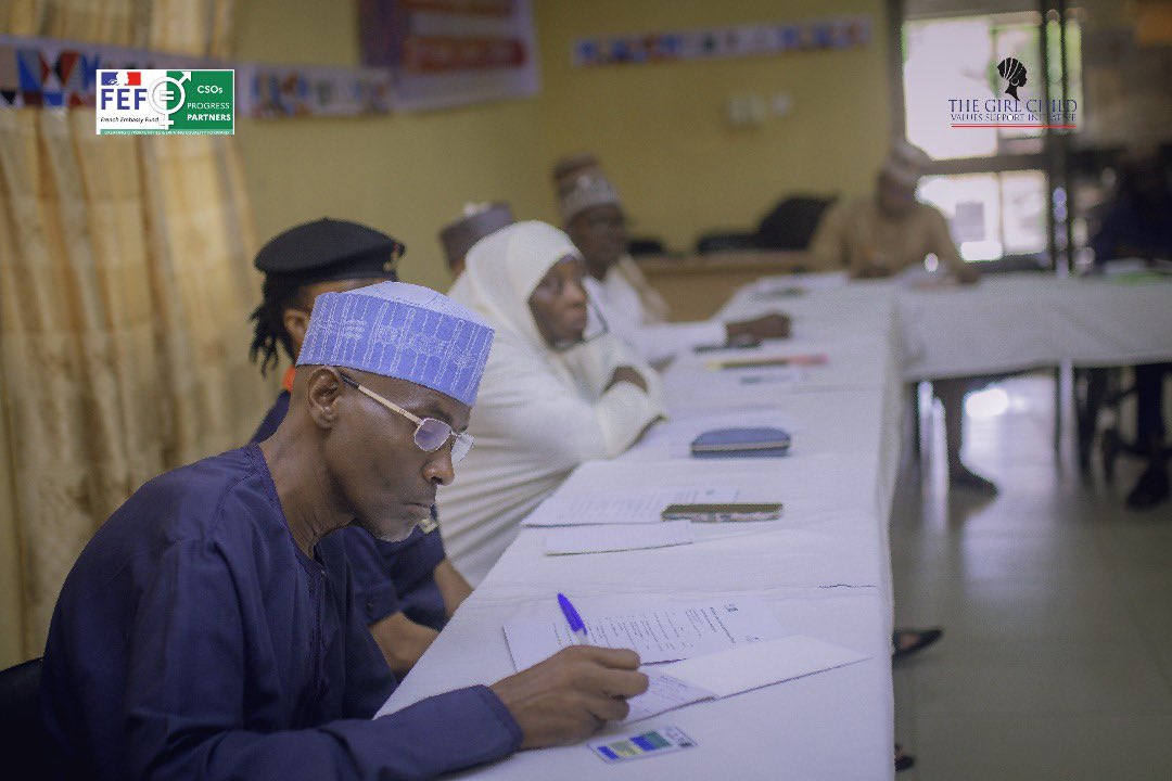 Powerful conversations, real commitments! Our Stakeholders’ Meeting gathered educators, CSOs &amp; govt agencies to back the #STEAMinistAgainstGBV project. Together, we’re ending GBV through innovation.
#FEFOSC2025 #GirlChildVSI @franceinnigeria