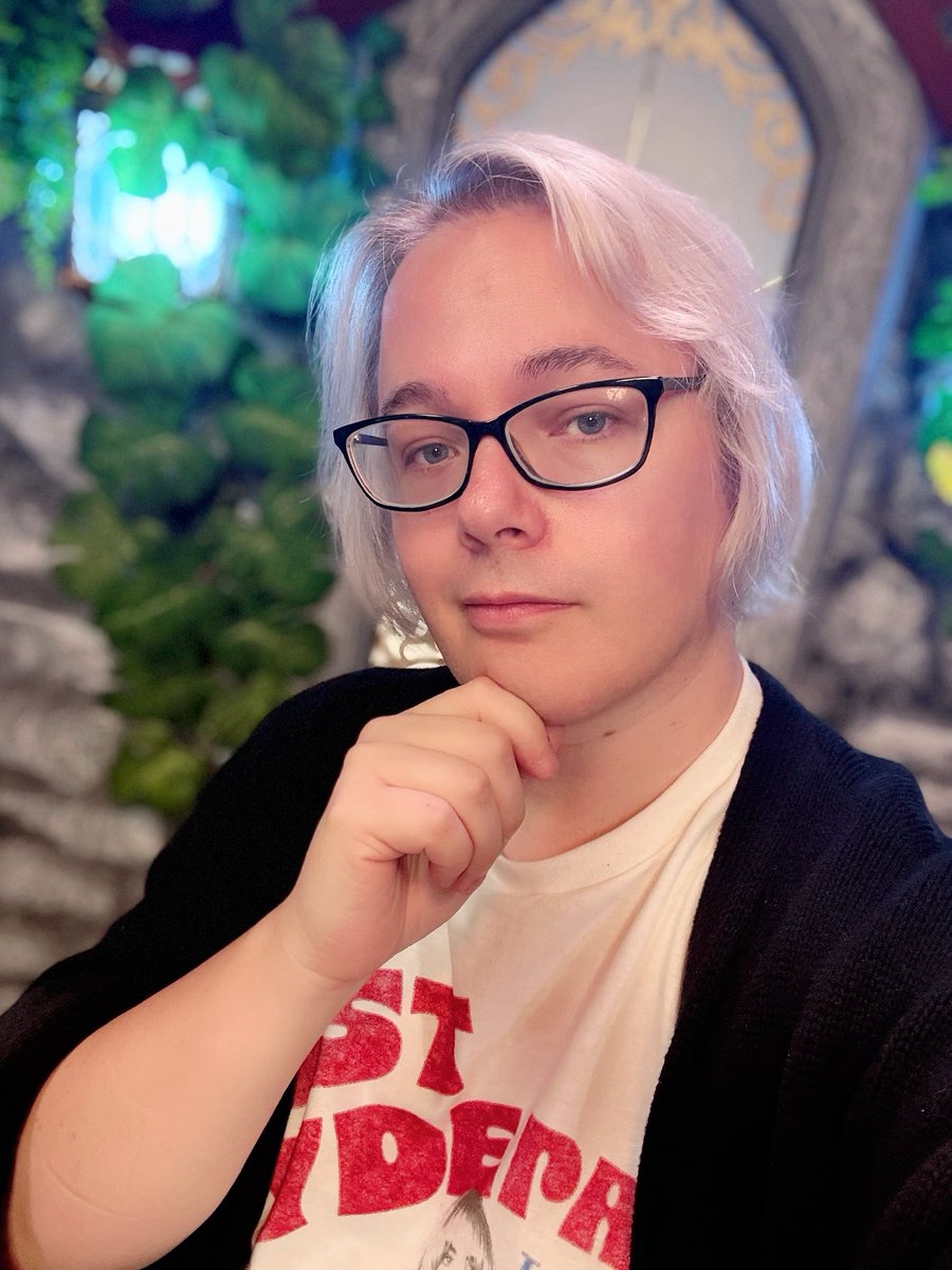 Mara Holmes tweet media