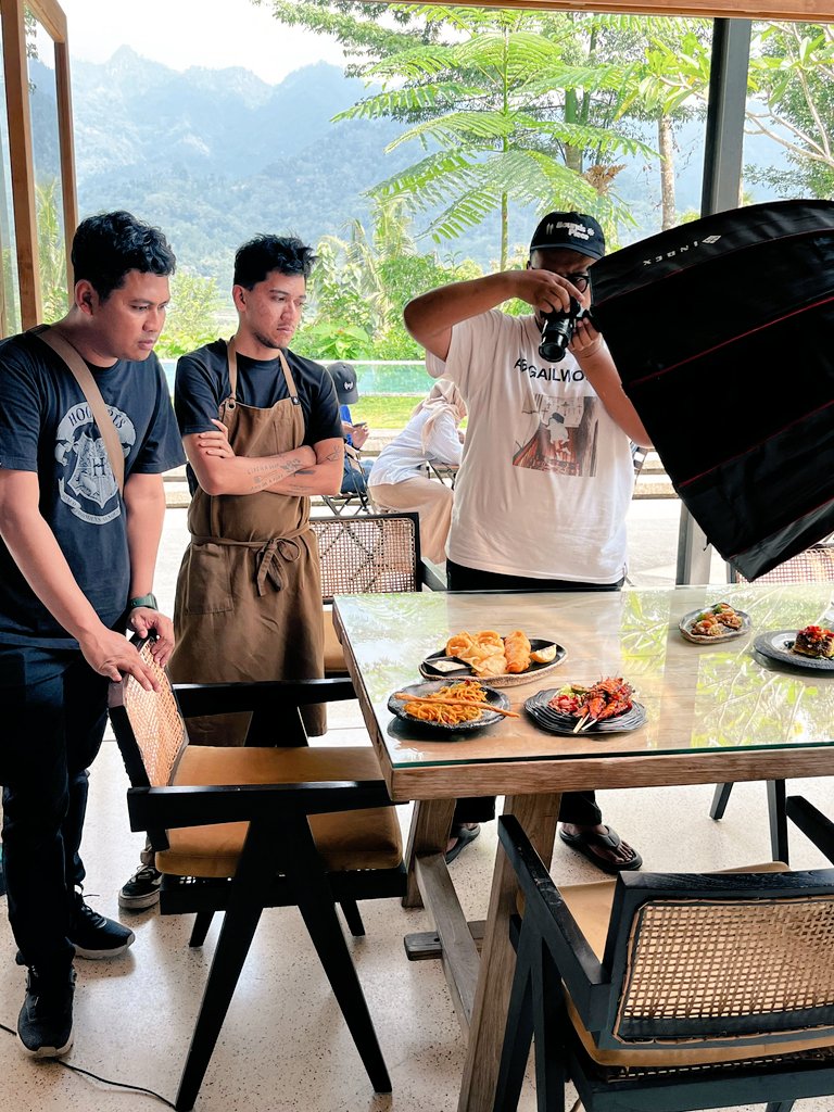 19 juta lanangan perjakaan tweet media