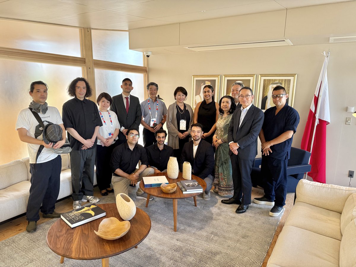 Bahrain EDB hosted Majlis sessions at the Bahrain Pavilion in #EXPO2025 - Osaka, Japan which were led by H.E. Ms. OKAI Asako, Ambassador of Japan to the Kingdom of Bahrain to discuss business and investment opportunities in Bahrain. 

Her Excellency met with several Japanese