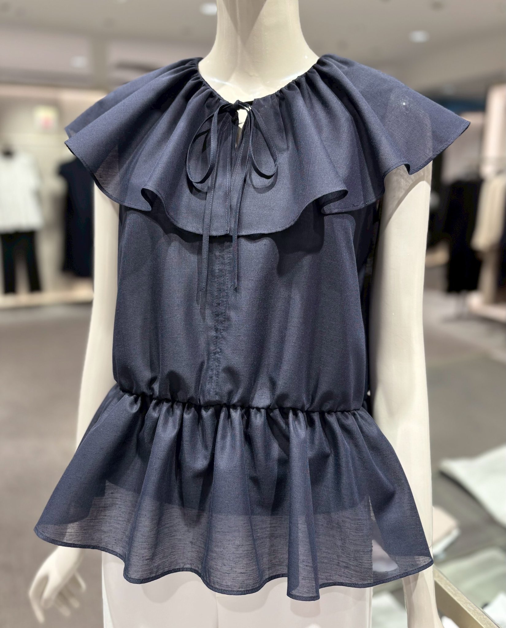 エムプルミエ　トップス　ネイビー NEW IN | m-i-d | M-PREMIER(エムプルミエ)公式スタッフブログ
