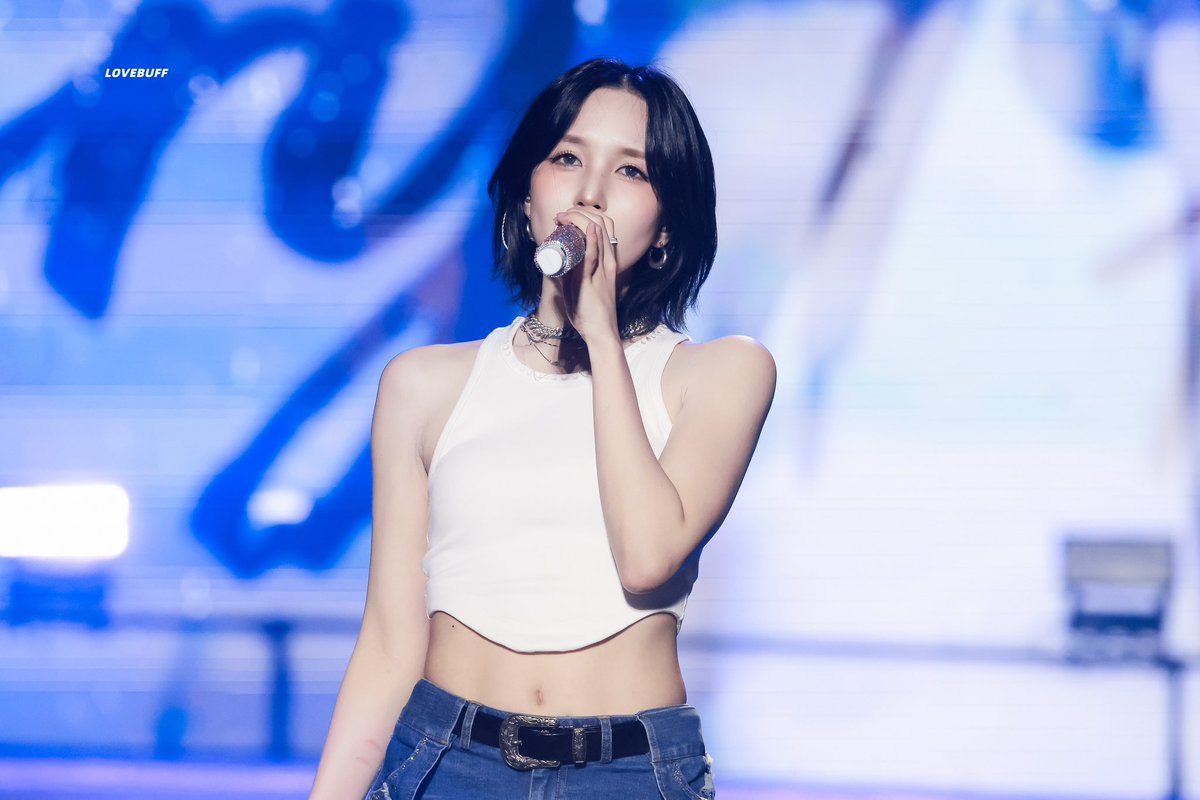_LOVEBUFF_'s tweet image. 250802 lollapalooza

No words needed. Just enjoy.

#TWICE #트와이스 #MINA #미나 #ミナ