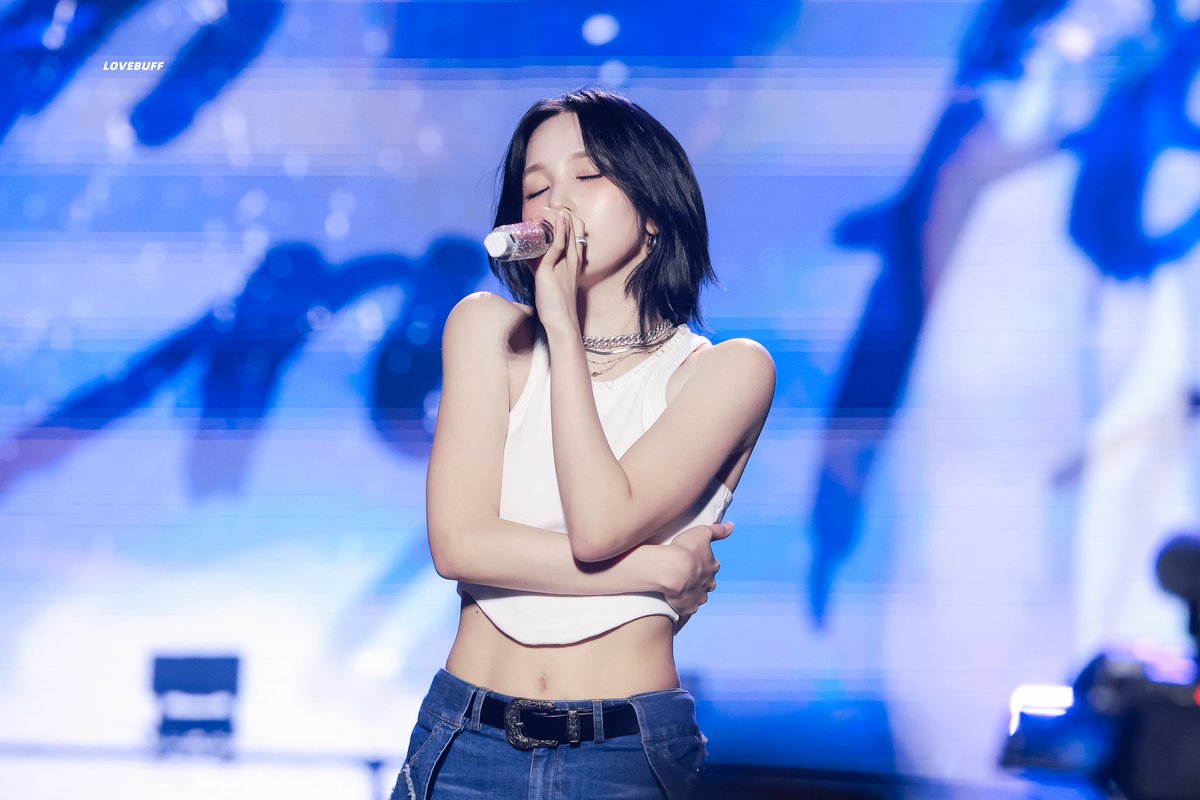 _LOVEBUFF_'s tweet image. 250802 lollapalooza

No words needed. Just enjoy.

#TWICE #트와이스 #MINA #미나 #ミナ