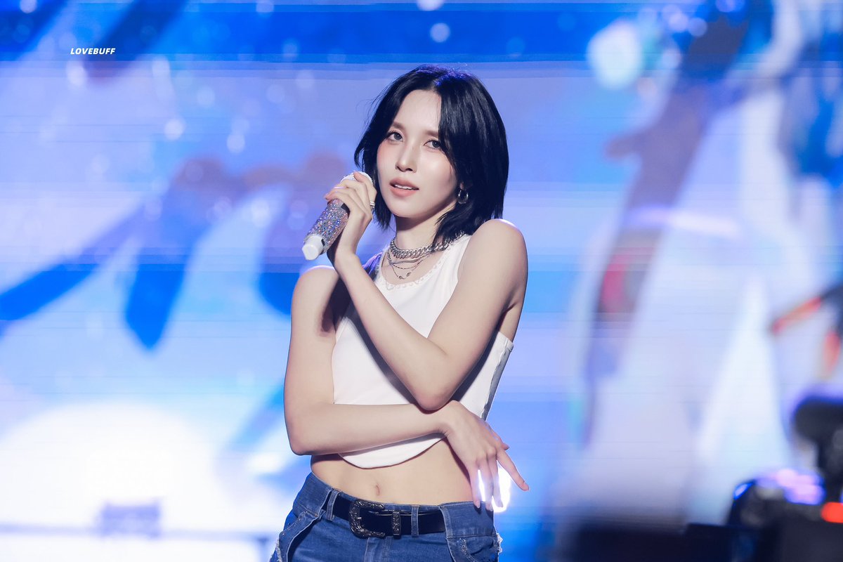_LOVEBUFF_'s tweet image. 250802 lollapalooza

No words needed. Just enjoy.

#TWICE #트와이스 #MINA #미나 #ミナ