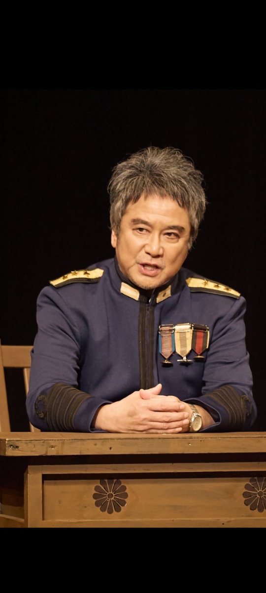 #あゝ同期の桜2025 
#広報部員

80年の節目だからでなく
終戦記念日だからでなく
いつも心に留めていたい史実

物語ではない
実際にこの国であった事
目を背けないで見て頂きたいです

哀しいけれど爽やか🍀
苦しいけれど心温まる🍀
そんな舞台に #演出家 ニッキが仕上げてくれています❤️

#錦織一清