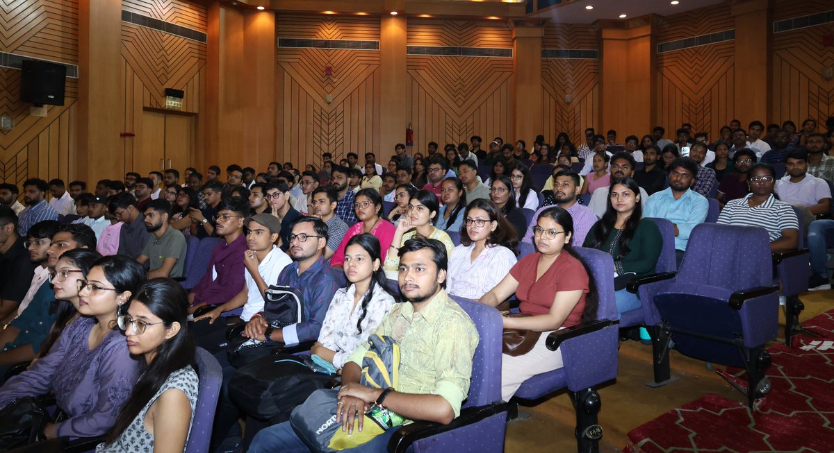 Indian Institute of Mass Communication (@iimc_india) on Twitter photo #IIMCOrientation25
Pursue your passion and stay updated with the latest technologies—New Media offers countless opportunities.
-Shri Manvendra Shukul, CEO, Lakshya Digital (<a href="/LakshyaDigital/">Lakshya Digital</a>)
<a href="/MIB_India/">Ministry of Information and Broadcasting</a> <a href="/pragyapgaur/">pragyapaliwalgaur</a> <a href="/DrNimishRustagi/">𝐃𝐫 𝐍𝐢𝐦𝐢𝐬𝐡 𝐑𝐮𝐬𝐭𝐚𝐠𝐢</a> <a href="/PIB_India/">PIB India</a> <a href="/pramodsaini69/">Prof. (Dr) Pramod Kumar</a> #IIMCOrientation25
Pursue your passion and stay updated with the latest technologies—New Media offers countless opportunities.
-Shri Manvendra Shukul, CEO, Lakshya Digital (<a href="/LakshyaDigital/">Lakshya Digital</a>)
<a href="/MIB_India/">Ministry of Information and Broadcasting</a> <a href="/pragyapgaur/">pragyapaliwalgaur</a> <a href="/DrNimishRustagi/">𝐃𝐫 𝐍𝐢𝐦𝐢𝐬𝐡 𝐑𝐮𝐬𝐭𝐚𝐠𝐢</a> <a href="/PIB_India/">PIB India</a> <a href="/pramodsaini69/">Prof. (Dr) Pramod Kumar</a>