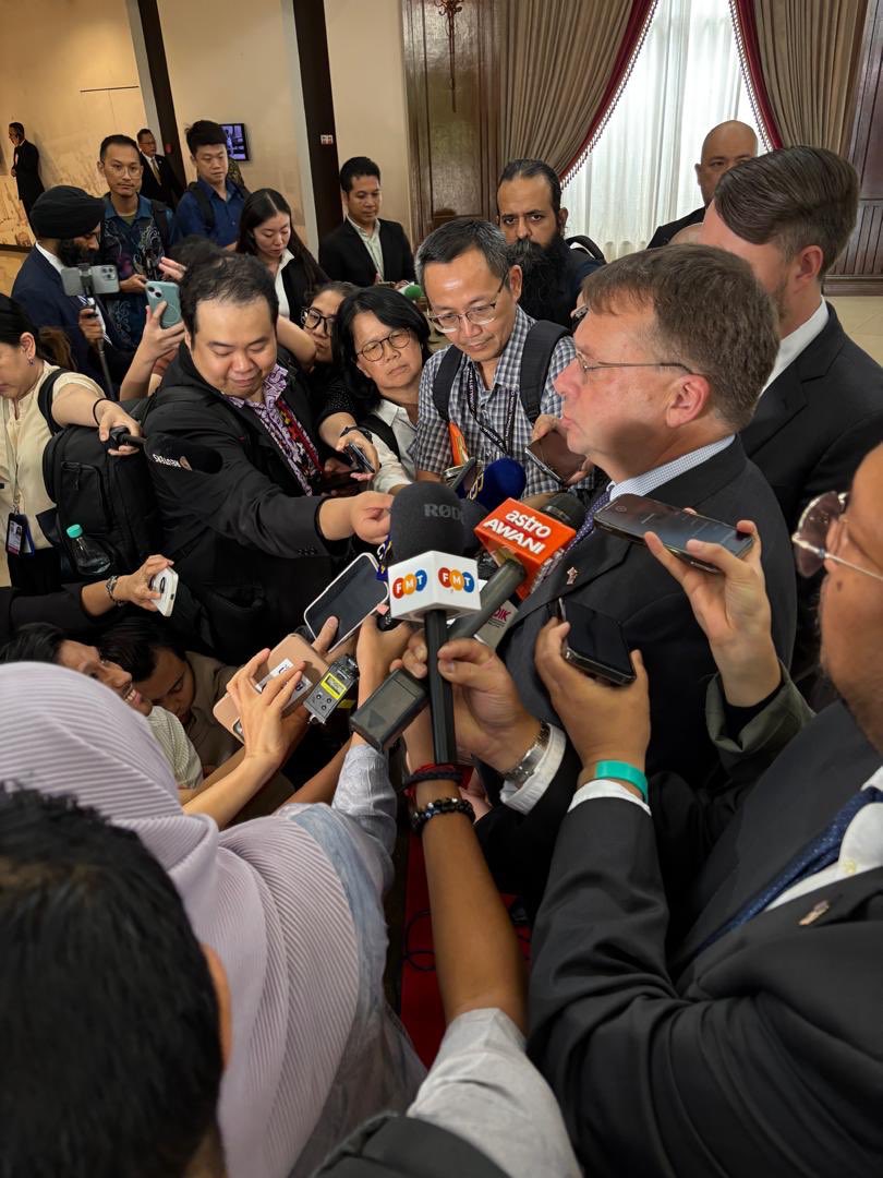 .<a href="/POTUS/">President Donald J. Trump</a> and <a href="/SecRubio/">Secretary Marco Rubio</a> have been crystal clear: we want this ceasefire to hold. We want a durable peace between Thailand and Cambodia. Today’s General Border Committee in Kuala Lumpur was another step in the right direction.