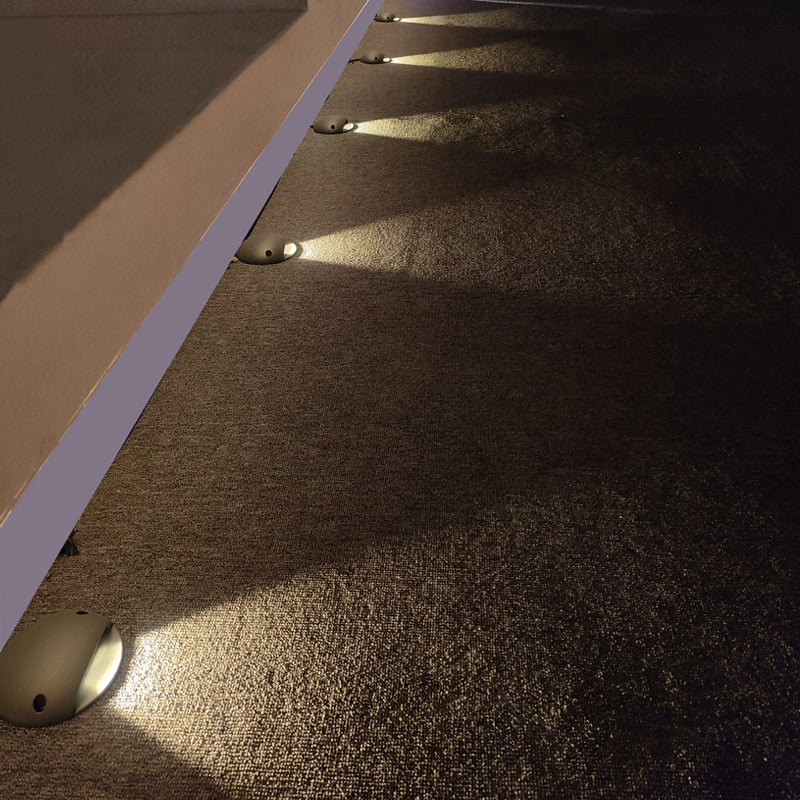 Rueelight's tweet photo. Flashlights are for camping.
Get path lights that actually look good and won’t blind your dog.
Low, glare-free, and stupid easy to install.
Shop now: https://t.co/ysdfhWUYOO
#LightingDesign #BackyardGoals #NightVibes https://t.co/u9VLwA3Nmj