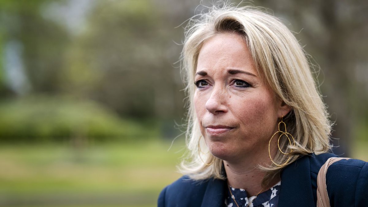 Complete coenradiostilte zeg!

Waar is Coenradie? Is ze nog bij jullie, Ja21? @juisteantwoord @eerdmans