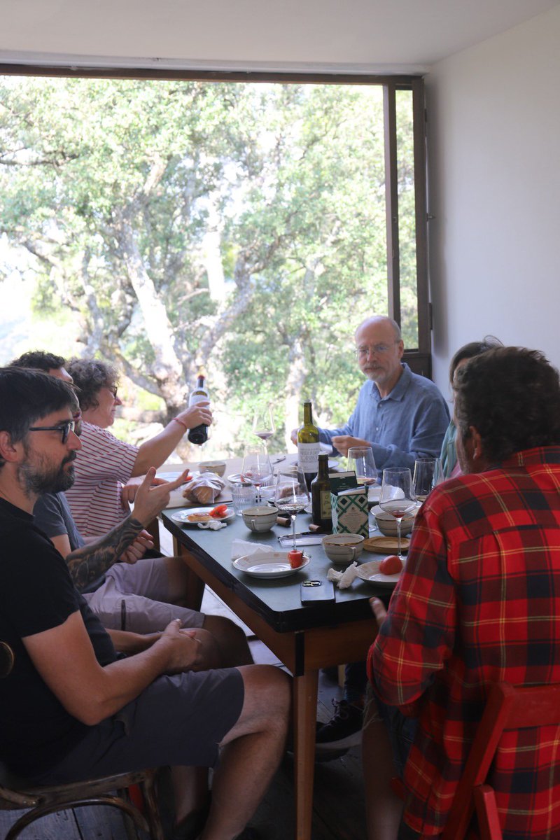 Venus La Universal tweet media