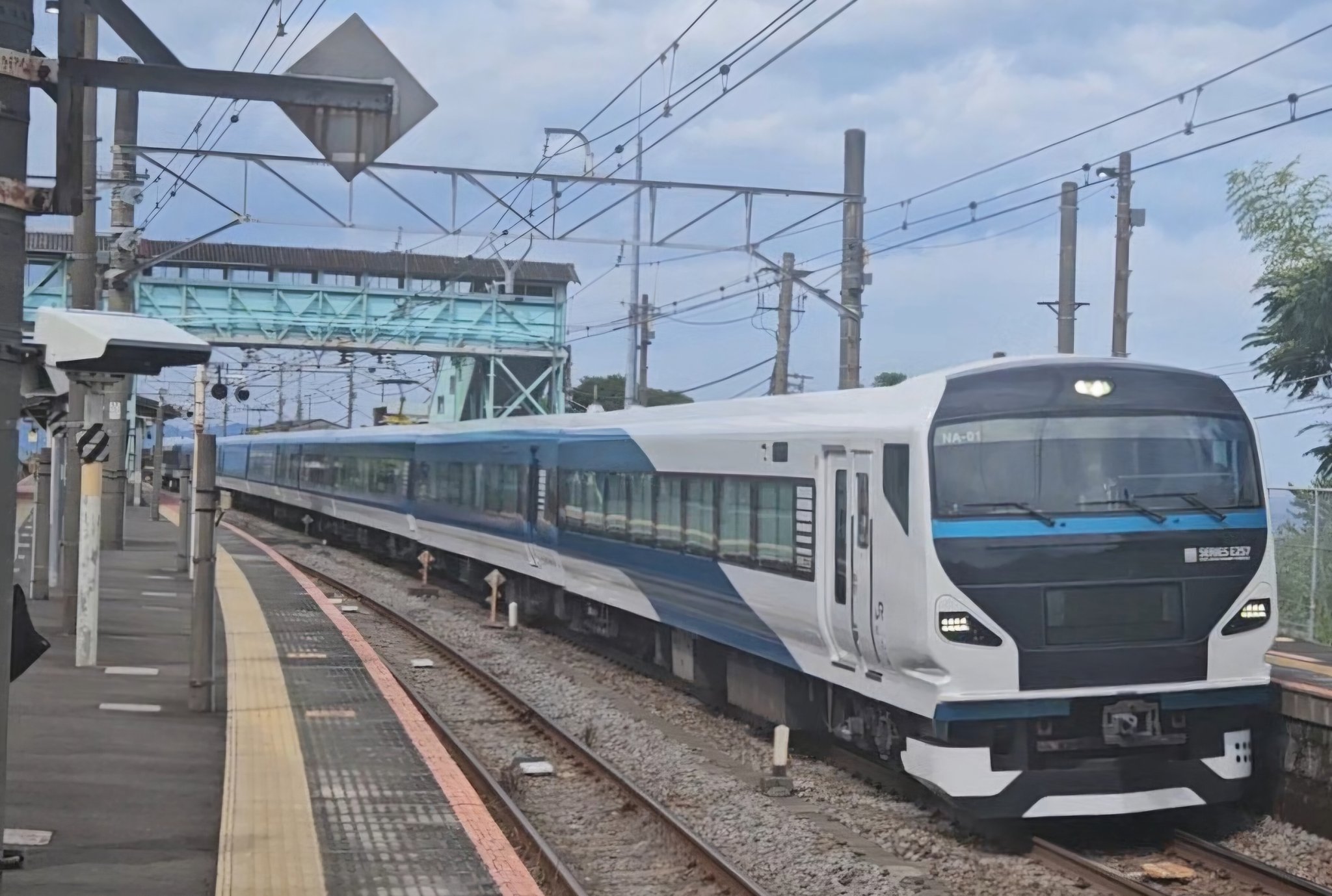 かんな 天運 GnKLtuqaIAAFavT.jpg