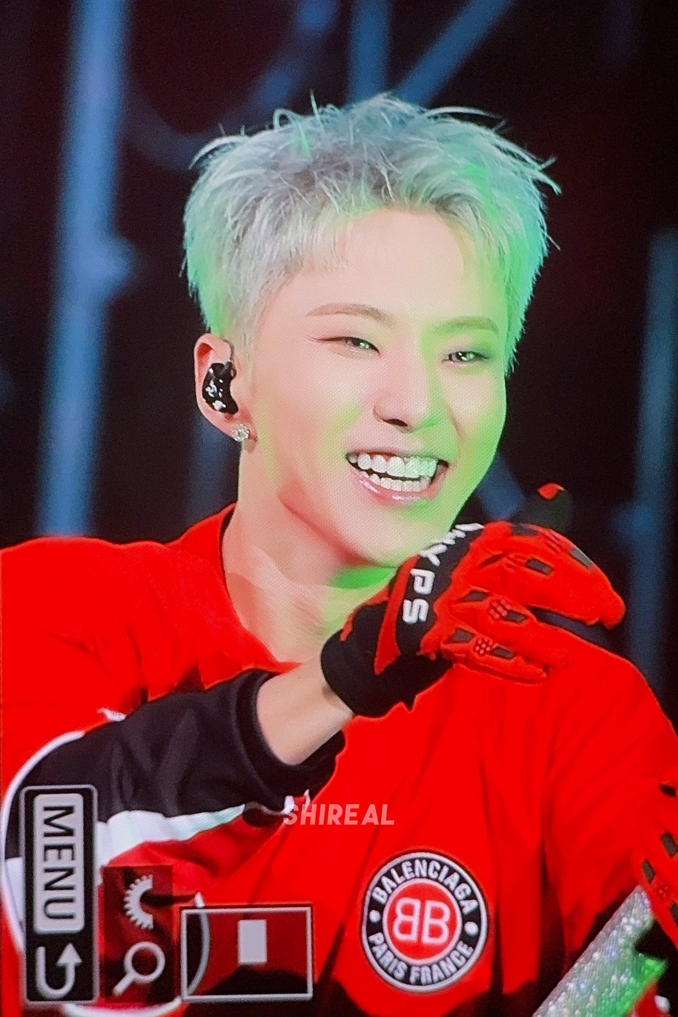 SEVENTEEN - 시오리  sddefault.jpg