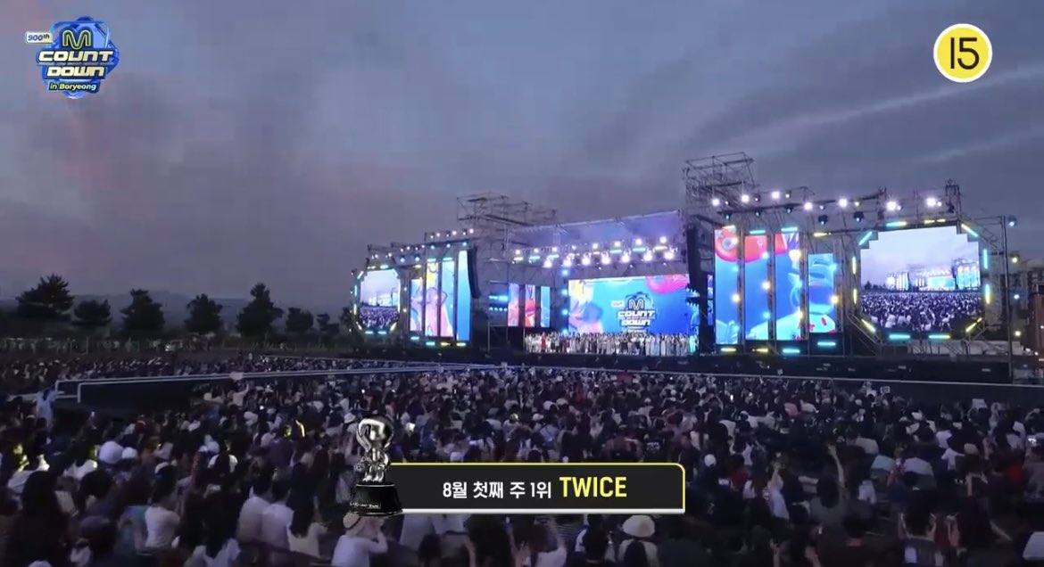 keitadj3's tweet photo. #TWICE 出演なしでMカ1位🎉
音源スコア満点で逃げ切り
#THISISFOR1stWin
#TWICE123rdWin https://t.co/FlgewXBSAu